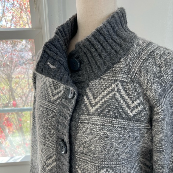 Maryline Italy Wool Blend Buttoned Front Aztec Patterned Cowl Neck Tunic Sweater - Picture 7 of 12